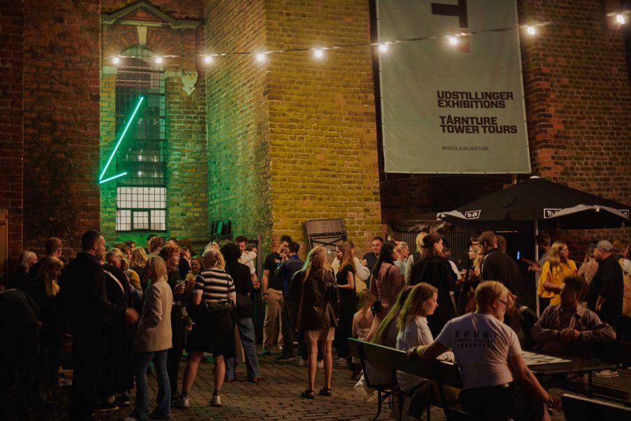 Art Bar Extravaganza åbner årets Art Week i Nikolaj Kunsthal