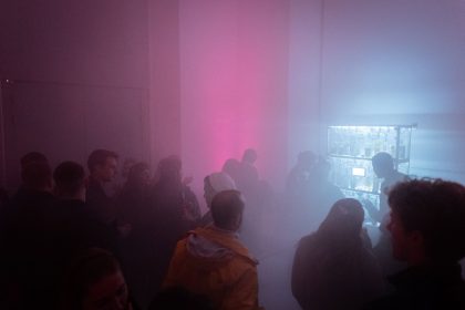 Kunst, cocktails og masser af gæster til Art Bar Extravaganza