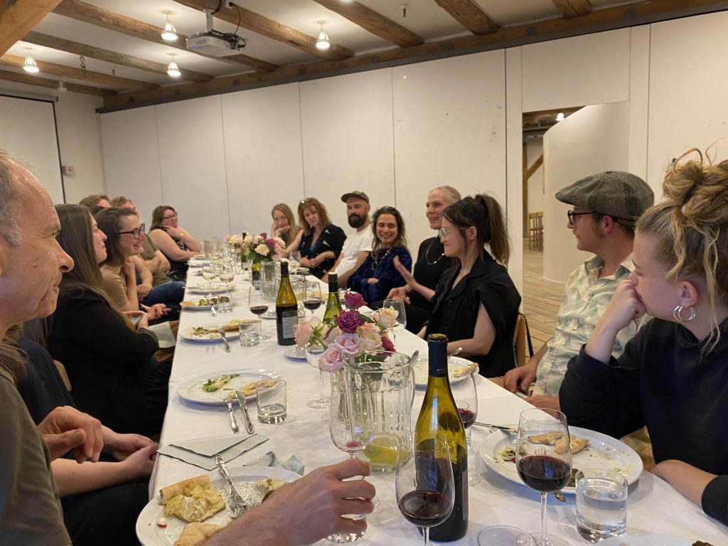 International dinner på Statens Værksteder for Kunst under Art Week 2022